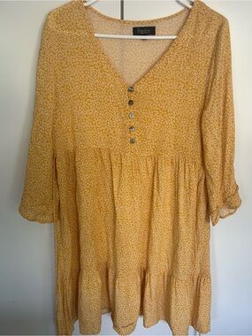 Papillon Women’s Boho Tiered Ruffle Sleeve Mini Dress in Mustard Yellow. Size M